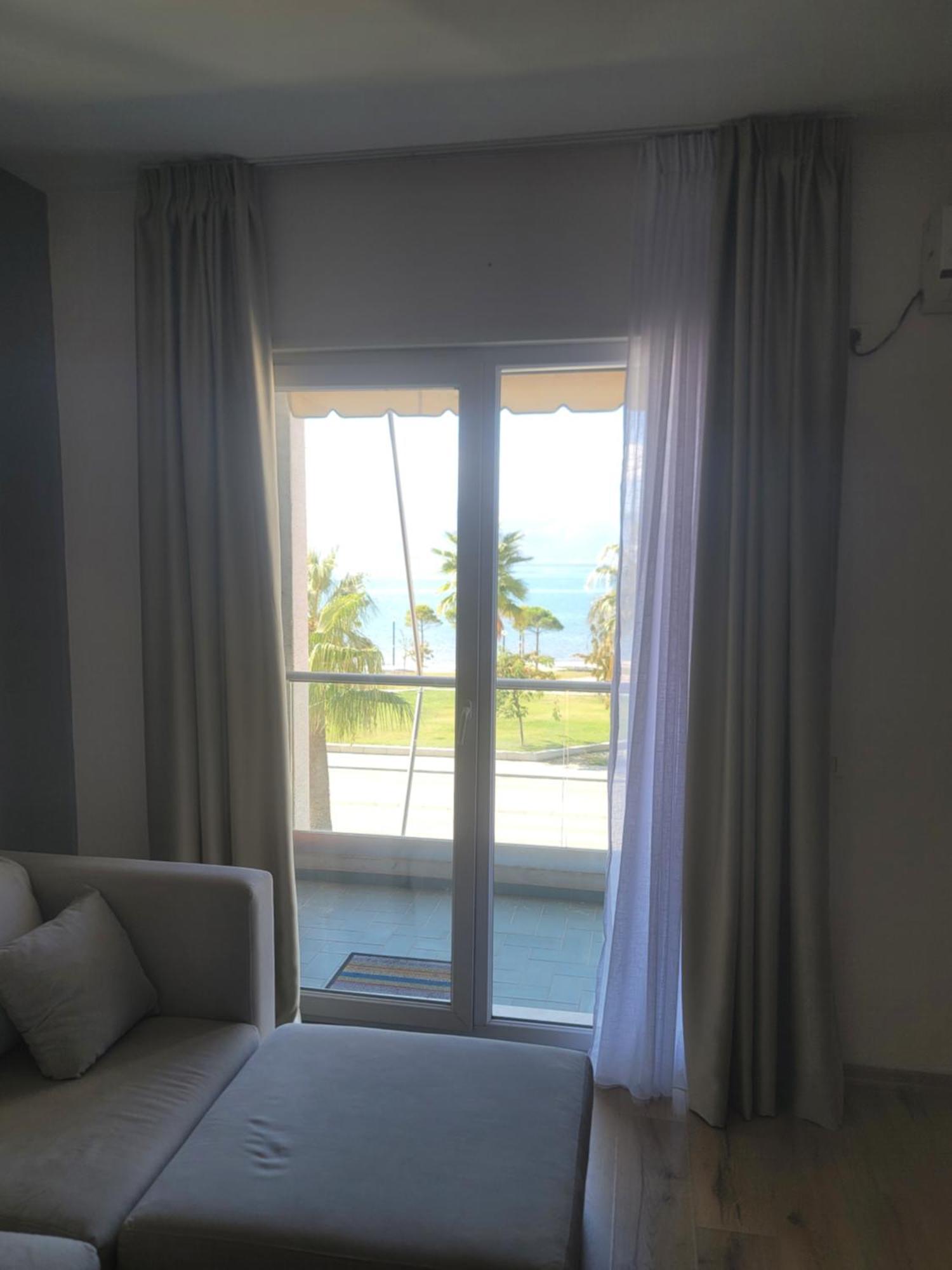 Haris Hotel Vlore Exterior photo